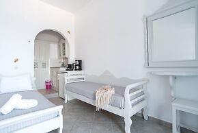 Ilioperato Traditional Apartments