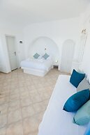 Ilioperato Traditional Apartments