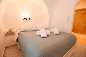 Ilioperato Traditional Apartments