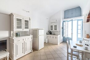 Ilioperato Traditional Apartments