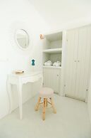 Ilioperato Traditional Apartments