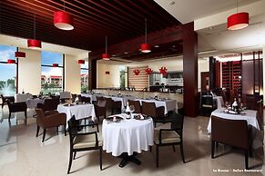 Jaypee Greens Golf & Spa Resort