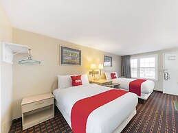 OYO Hotel Starlite Seneca Falls