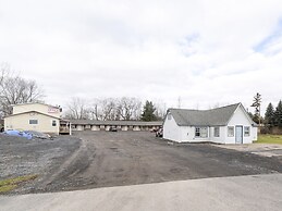 OYO Hotel Starlite Seneca Falls