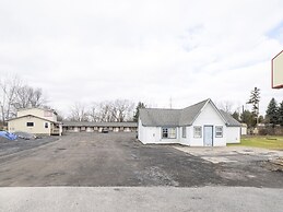 OYO Hotel Starlite Seneca Falls