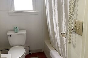 OYO Hotel Starlite Seneca Falls