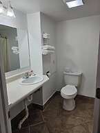 OYO Hotel Starlite Seneca Falls