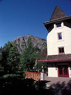 GetAways at Olympic Village Inn