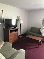 Laketree Inn And Suites Marion