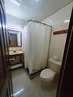 Caye Caulker Plaza Hotel