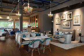 Delonix Hotel Karawang