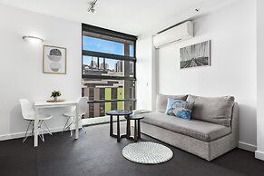 Docklands Private Collection of Apartments - Digital Harbour