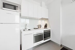 Docklands Private Collection of Apartments - Digital Harbour