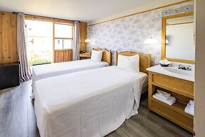 Hotel La Roche Pleureuse