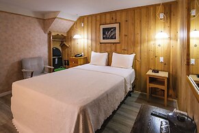 Hotel La Roche Pleureuse