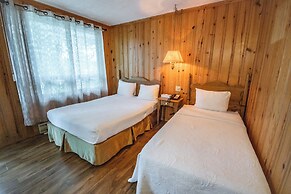 Hotel La Roche Pleureuse