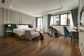 May De Ville Lakeside Hotel