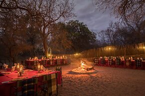 Karongwe Portfolio - Shiduli Private Game Lodge