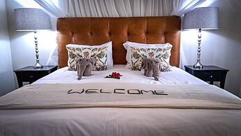 Karongwe Portfolio - Shiduli Private Game Lodge