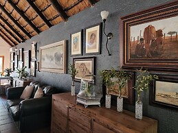 Karongwe Portfolio - Shiduli Private Game Lodge