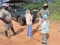 Karongwe Portfolio - Shiduli Private Game Lodge