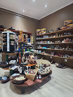 Karongwe Portfolio - Shiduli Private Game Lodge