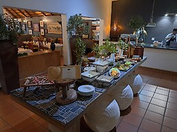 Karongwe Portfolio - Shiduli Private Game Lodge