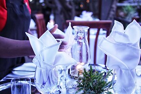 Karongwe Portfolio - Shiduli Private Game Lodge