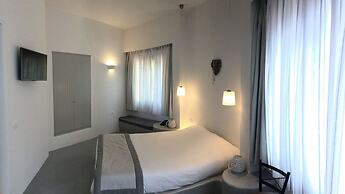 Anemomilos Hotel & Apartments