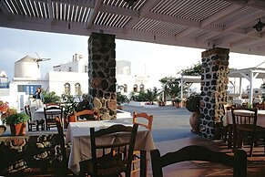 Anemomilos Hotel & Apartments