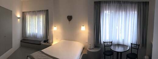 Anemomilos Hotel & Apartments