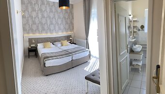 Villa Medici Hotel Restaurant