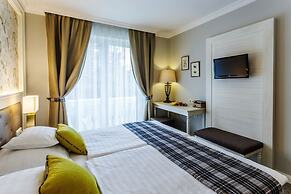 Villa Medici Hotel Restaurant