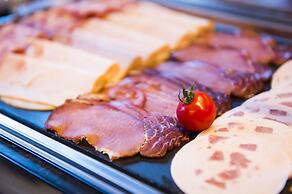 Hotel APART Welcoming I Urban Feel I Design