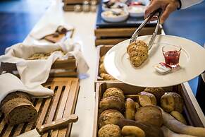 Hotel APART Welcoming I Urban Feel I Design