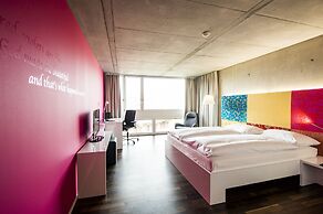 Hotel APART Welcoming I Urban Feel I Design