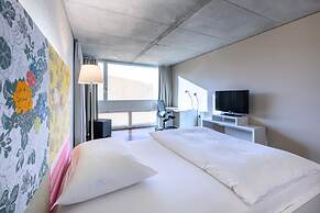 Hotel APART Welcoming I Urban Feel I Design