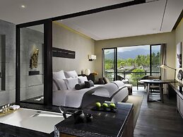 Pullman Lijiang Resort and Spa