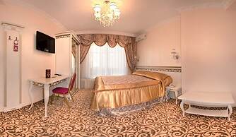 Royal City Hotel