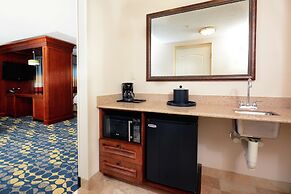 Hampton Inn & Suites Huntersville