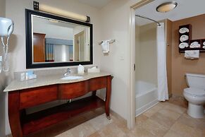 Hampton Inn & Suites Huntersville
