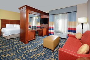 Hampton Inn & Suites Huntersville