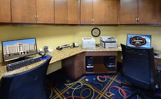 Hampton Inn & Suites Huntersville