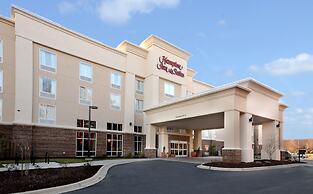 Hampton Inn & Suites Huntersville