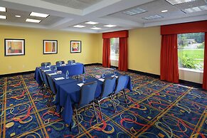 Hampton Inn & Suites Huntersville