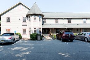 The Country Inn of Lancaster