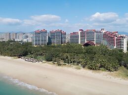 Pullman Oceanview Sanya Bay Resort & Spa