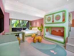 Pullman Oceanview Sanya Bay Resort & Spa