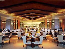 Pullman Oceanview Sanya Bay Resort & Spa