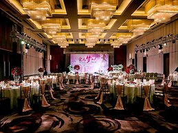 Pullman Oceanview Sanya Bay Resort & Spa